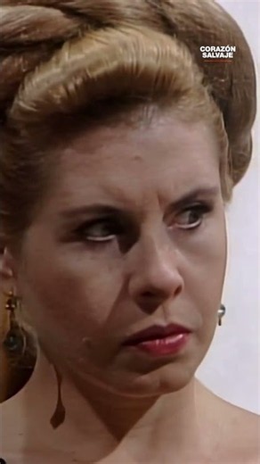 Have we met? 🤨 #corazónsalvaje #tlnovelas