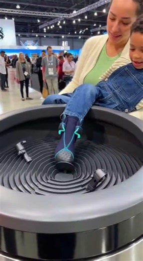 Interactive Footwear That Responds to Your Every Move 🎯 #ai #Tech #shorts