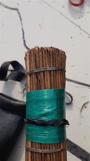 23 reactions · 10 comments | DIY Idea: Reuse Old Cycle Tube for Broom Handle ✨ #Recycling #diy | Imrankhan Guttal | Facebook