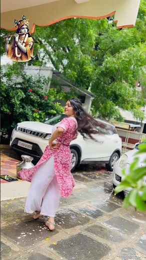 Mesmerizing Dance Performance on Lord Krishna | Classical Dance