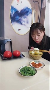 106K views · 1.9K reactions | I’ll give you enough to eat 襤襤 #fyp #satisfying #eatingsounds #foryou #foryou #trending #foodie #viral #mukbang #eating #foryoupage #funnyvideos #funny #tiktok #meme #eat #food #fyp #comedy #eatingshow | GH ER | Facebook
