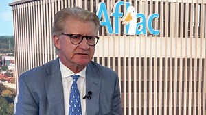 1.5K views · 64 reactions | Doing the right thing is a principle the Aflac flock understands and conducts business by — whether helping close the gap with insurance policies that help alleviate the burden of medical expenses or being a good corporate citizen. Learn more about our commitments at https://investors.aflac.com/Sustainability/default.aspx?utm_source=facebook&utm_medium=organic&utm_campaign=bsr&utm_id=bsr&utm_content=pr_2022. | Aflac | Facebook