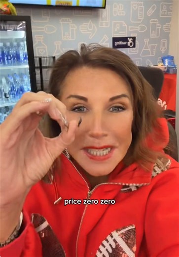 Hacks and #GirlMath are always fun for me!!! When you’re at CVS as often as I am… you pick up on the secrets 😉🤪 #aldc #abbylee #dancemoms #abbyleemiller