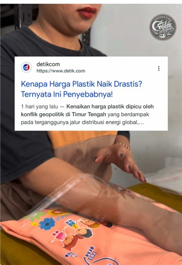 Bikin baju di Costum Project Industries udah include packing plastik lohh #konveksibandung #fyppppppppppppppppppppppp #vendorkonveksibandung #hargaplastik #costumproject