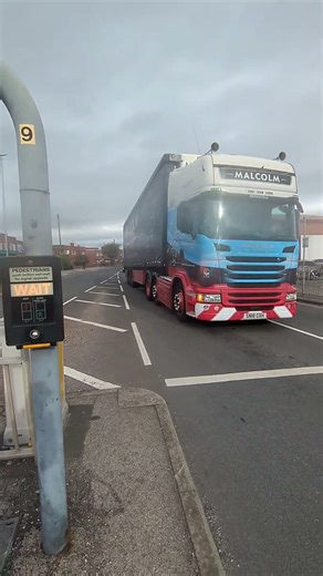 Malcolm logistics scania