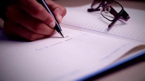 表达自我与收获快乐：写作的精神价值