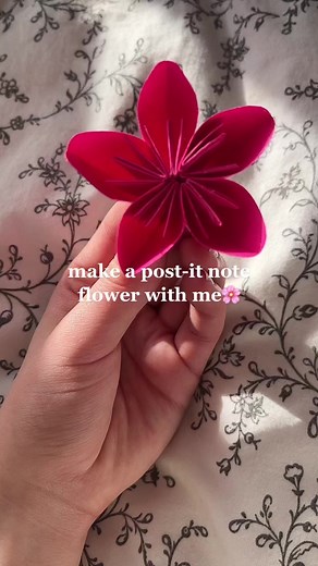 DIY paper craft flower! 💕🌸 #fyp #viral #tutorial #diy #origami