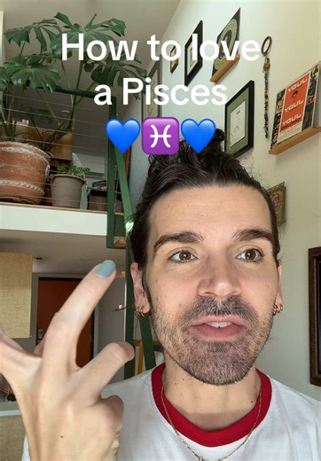 How to Love a Pisces: Dating Tips for Pisces Men & Women