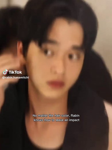 Rabin's Transformative Hair Colors: A Style Analysis