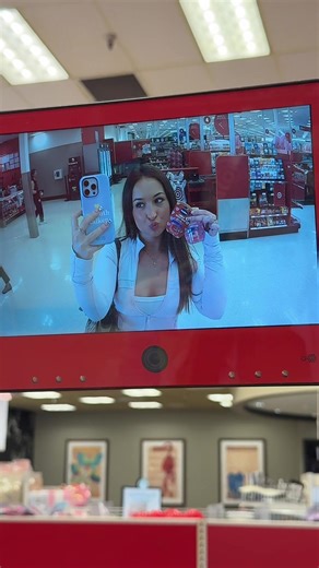 for super kissable lips this v-day run to @target for the new @Vaseline lip therapy minis! 💋 #vaselinepartner #skincare #targetstyle