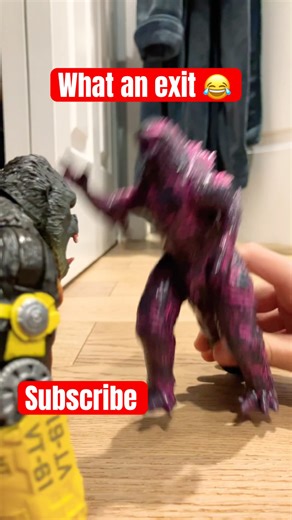 Perfect exit #godzilla #actionfigures #godzillaactionfigures #gxk #kingkong #kungfupanda @bzi11a