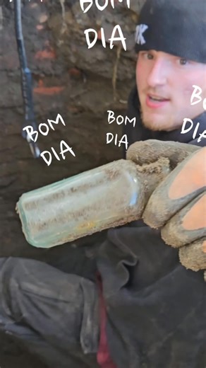 Harris extract medicine bottle privy digging #bottledigging | Timothy Boyce