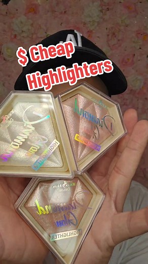 The most affordable Diamond Glow Highlighters! @Italia Deluxe Makeup #affordablemakeup #cheapmakeup #makeuphacks #makeuptips #highlighter #glow #makeup #beauty #foryou