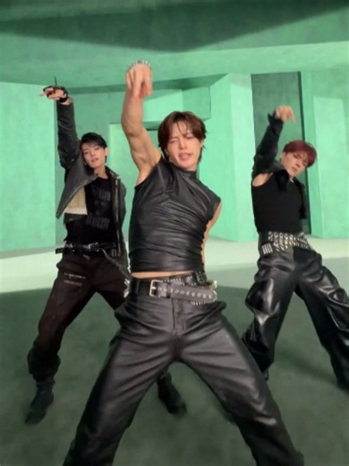 Step on it 🐺⚡ #GoodBoy #GoodBoy_challenge #andTEAM #앤팀 | dance challenge