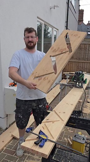 Building a staircase with a handmade jig 👀 #woodworking #carpentry #diyhome #howto | Signature joinery co