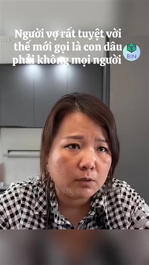 Con dâu bắt chồng trả tiền cho mẹ chồng: Ai đúng ai sai?