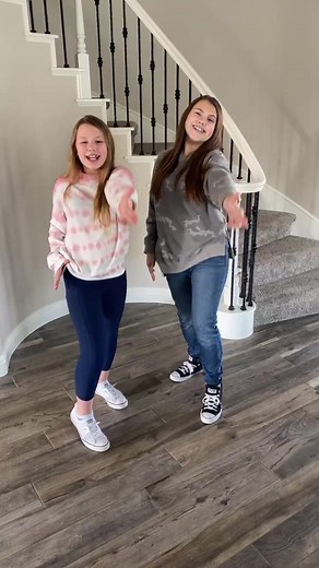 Sister vibes!💕 #sisters #siblings