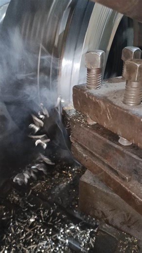 SS plate ke upar tool lagaya