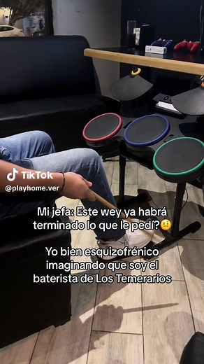 Todos andamos bien esquizofrénicos con Los Temerarios 😂😂😂😂 #restaurante #playhome #videojuegos #lostemerarios #veracruz #guitarhero #bateria #parati