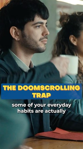 The Phone Habit Triggering "Digital Dementia"