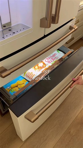 Balanced freezer haul from Sam’s Club 🛒❄️ Adding @Safe Catch nuggets to the lineup! 18g protein per serving, free from seed oils & added sugars, and mercury tested. Freezer staples that make weeknights easier 🤍 #restock #organizedhome #asmr #safecatchnuggets #safecatchpartner