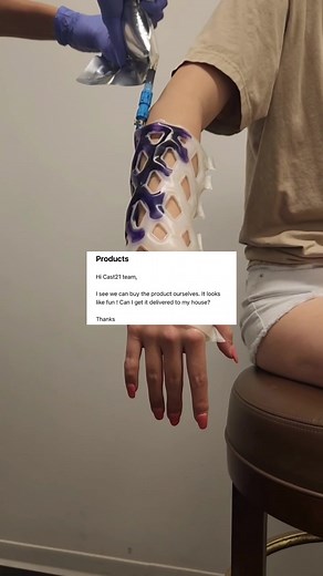 Home delivery is not available since only trained medical professionals can apply Cast21 to patients. #cast21 #cast21offical #cast #orthopedics #fiberglasscast #brokenbones #recovery #patient #application