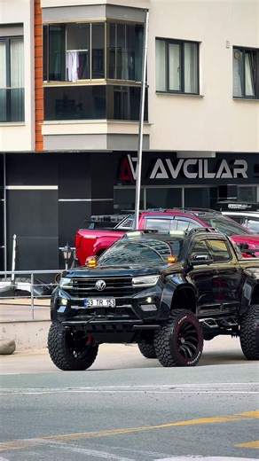 ♥️ 𝐑İ𝐙𝐄 𝐃𝐄𝐕 𝐀𝐌𝐀𝐑𝐎𝐊 𝐏𝐑𝐎𝐉𝐄𝐒İ 𝟑𝟕 𝐋𝐀𝐒𝐓İ𝐊 40 𝐂𝐌 𝐘Ü𝐊𝐒𝐄𝐋𝐓𝐌𝐄 - - 𝐃𝐞𝐯 𝐀𝐦𝐚𝐫𝐨𝐤 𝐏𝐫𝐨𝐣𝐞𝐬𝐢 𝐓𝐚𝐦𝐚𝐦𝐥𝐚𝐧𝐦ış𝐭ı𝐫 ; 𝐁ü𝐭ü𝐧 𝐃𝐞𝐭𝐚𝐲𝐥𝐚𝐫ı İ𝐥𝐞 𝐒𝐢𝐳𝐥𝐞𝐫𝐥𝐞 ✅ - • YAPILAN İŞLEM LİSTESİ ; 👇🏻👇🏻👇🏻👇🏻👇🏻 • 40CM AVCILAR4x4 YÜKSELTME KİTİ • 37.13.5” 22 İNÇ JANT LASTİK • JUMBO 10 CM DODİK SETİ • 3.5 CM SPACER ARKALAR • 2.5 CM SPACER ÖNLER • AQM ÖN KORUMA DEMİRİ • AQM YAN DEMİR BASAMAK • AQM ARKA DEMİR TAMPON • FALCON TAVAN ÇITASI • BRABUS MÖNVİSÖR