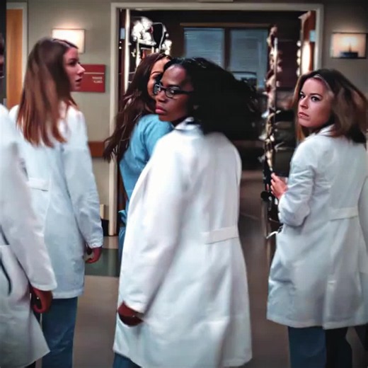 Nobody noticed this detail… #greysanatomy #doctor #tvshow #filmcommentary #edit