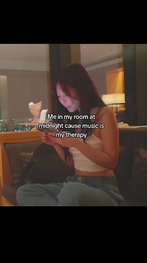 Midnight Therapy Session with Jennie & Chase Atlantic