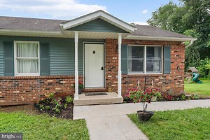 4049 Compass Run Ln, Hampstead, MD 21074 - MLS MDBC2133146 - Coldwell Banker