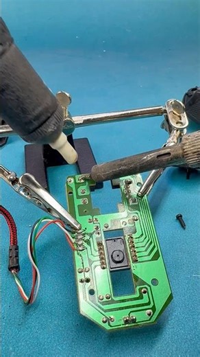How to replace mouse microswitches