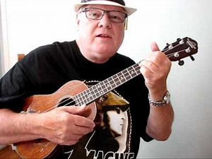 The DIMINISHED CHORD - EXPLAINED by "UKULELE MIKE"