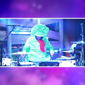 Who you gonna call? Ghostbusters! Keep your eyes peeled for ghouls during our #Halloween show tomorrow with Meghan Trainor, Mckenna Grace and Ernie Hudson! 👻 | The Kelly Clarkson Show