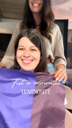 Vous avez vu la différence ??? La luminosité change carrément !!! #colorimetrie #conseilstiktok #testdescouleurs #mulhouse