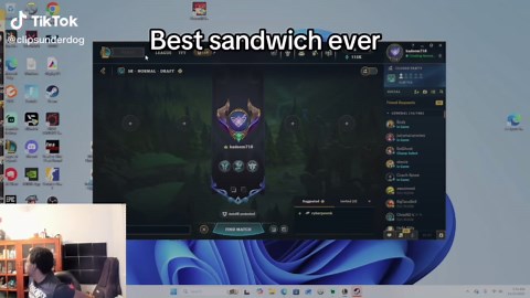 Swiss cheese sandwich. Can someone try this creation? Thank you #kadeem #challenger #leagueoflegends #grilledcheese