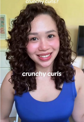 Most styling products will form a cast around our hair once it dries. This makes our hair feel crunchy and look flat. Don’t worry, it’s all part of the process! Just scrunch out the crunch to reveal your final wash day result ✨ #curlyhair #curlyhaircare #sotc