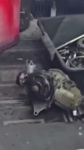 The Great Escape: Moped Engine Edition. This thing is possessed! 🔥 RUN.