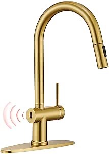 Touchless Kitchen Faucet with Pull-Down Sprayer, Single Handle Smart Motion Sensor Hands-Free Kitchen Sink Faucet, 1 or 3 Hole Design for Modern Farmhouse Kitchens