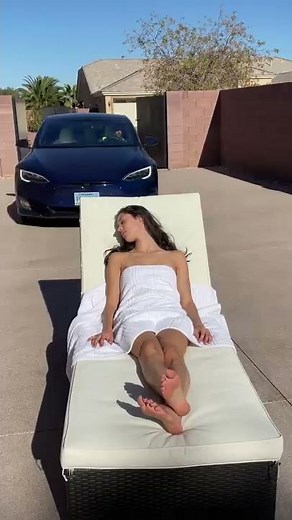 Towel Removal Prank on Girlfriend #Shorts