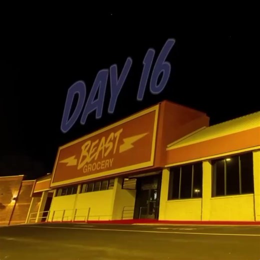 Part 2: $10,000 Everyday You Survive In A Grocery Store #foryoupage #foryou #mrbeastchallenge #mrbeast6000 #mrbeast