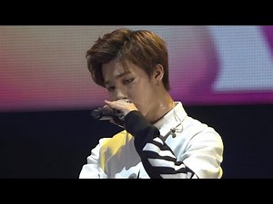 [4K] BTS (방탄소년단) - WAKE UP [LIVE Performance] Makuhari Messe