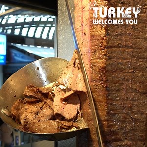 479K views · 3.2K reactions | Beef Kebab wraps are the perfect ending for a long night out with friends. Filling, cheap, and delicious... 襤 | Taste Lab | Facebook