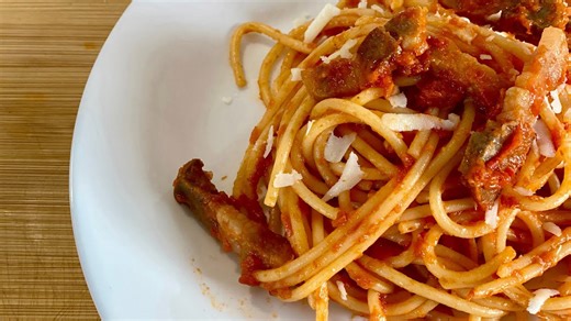 Italian Pasta Amatriciana Original Recipe with Homemade Guanciale: How to Make Pasta Amatriciana
