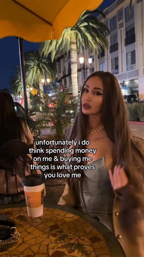 COCOS on Instagram: "🖤🖤🖤"