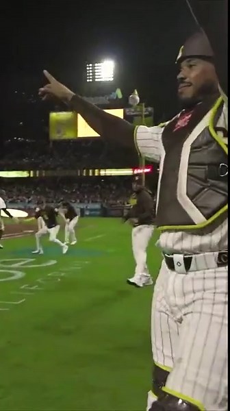 Xander Bogaerts' walk-off is GRAND 😎