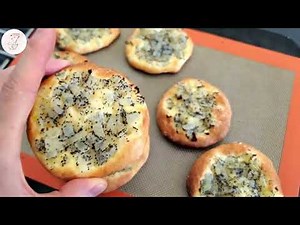 Polish Bread with Onion and Poppy Seed "Cebularz" | Smak Dzieciństwa | CreEATable Pola's Kitchen
