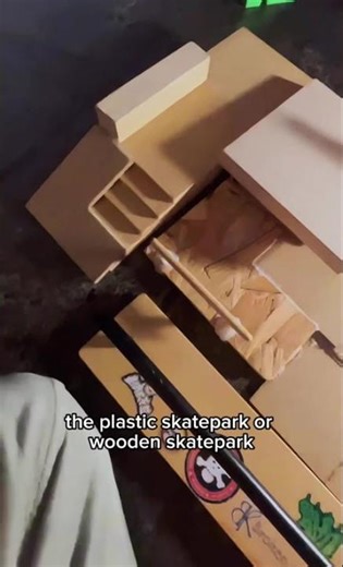 Which one do u like more?👍#cool #fingerboard