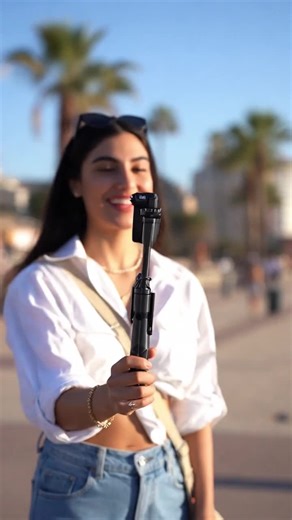 Desktop Selfie Stick Gimbal Camera Stabilizer, Ai Face Recognition, 360° Adjustable, Tripod Included, Perfect for Live Streaming #camera #smartphone #selfiestick #smartphones #4in1selfiestickwithfilllighttripod #digitalcameras #4in1selfiestick #musthavegadget #photographygear #portablecamera