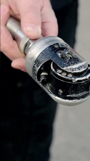 4 Tonnen Sprinter vs. GJS-Schwenkkopf – das Ergebnis ist irre.