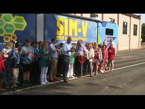 Mobile STEM lab brings hands-on learning to students